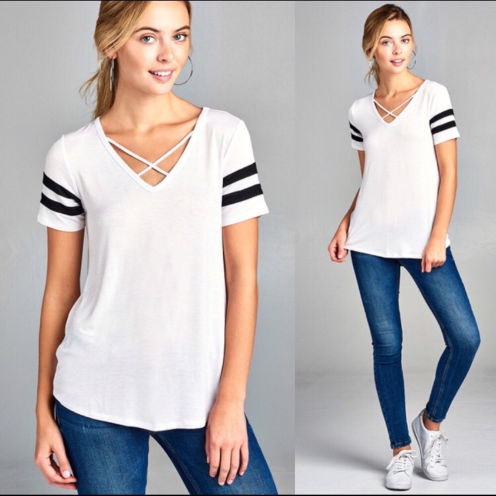 LAST 1! Athletic stripe sleeve Short Sleeve tshirt